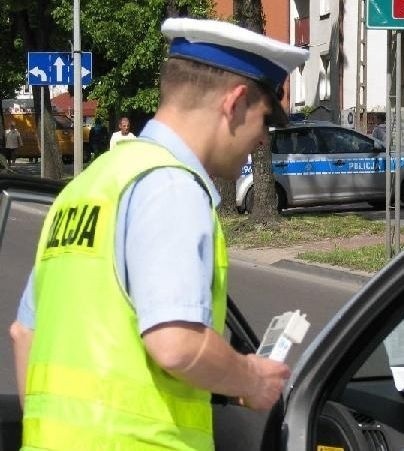 Policjanci zatrzymali trzech pijanych kierowców.