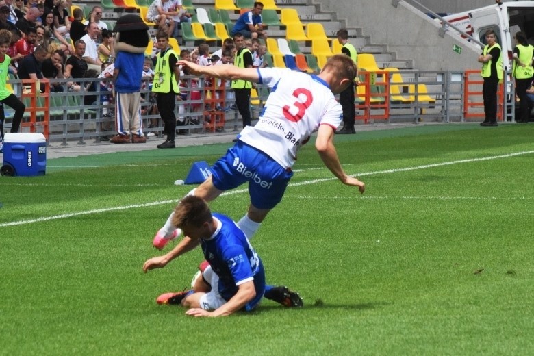 Podbeskidzie - MKS Kluczbork 3:1. Symboliczna zmiana warty w Bielsku-Białej