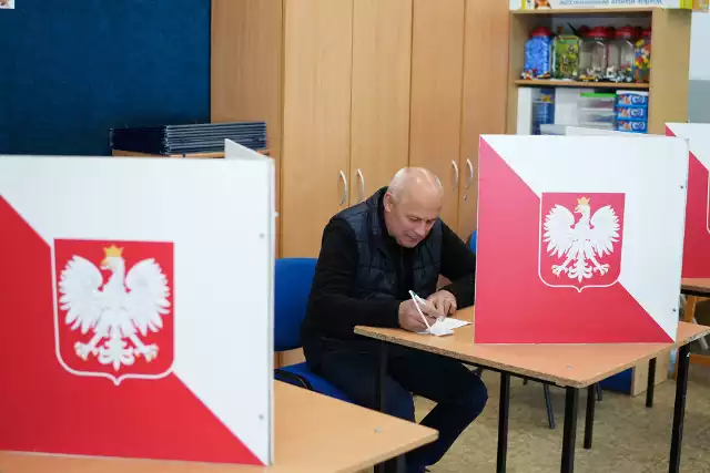 Głosowanie w drugiej turze w gminie Zławieś Wieka