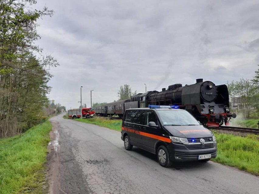 W środę, 19 maja około godziny 6.30 na przejeździe kolejowym...