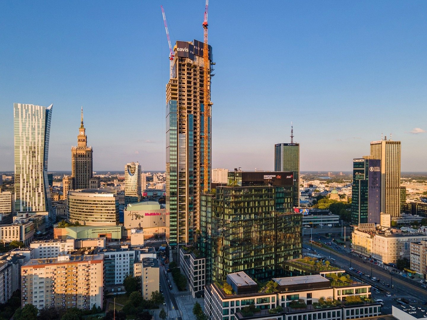 W Polsce powstaje najwyższy budynek w Unii Europejskiej. "Szkieletor" przy  nim to maluch... 25.02.2021 | Gazeta Krakowska