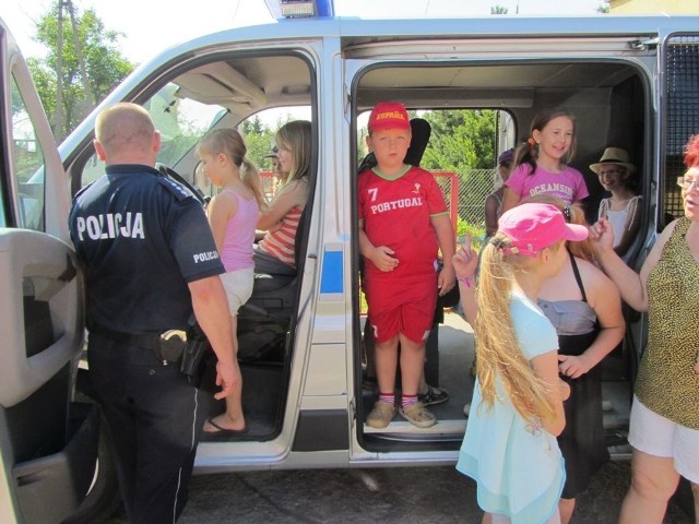 Spotkania z rypińską policją były organizowane w ramach akcji "Bezpieczne wakacje".