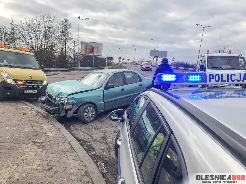 Kobieta w ciąży poszkodowana w wypadku [ZDJĘCIA]