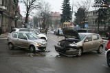 Zderzenie daci i fiata w Tanowskich Górach. ZDJĘCIA