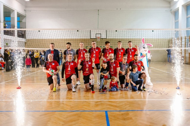 Siatkarze z Iwierzyc są po pierwszym ligowym meczu.