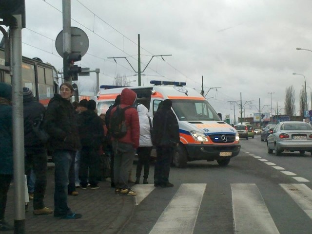 Poznań: Potrącenie pieszego na skrzyżowaniu Rolnej i Hetmańskiej