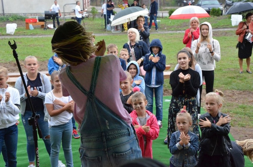 Całe rodziny bawiły się na Festynie Rodzinnym w parafii Najświętszej Marii Panny Królowej Polski w Pionkach
