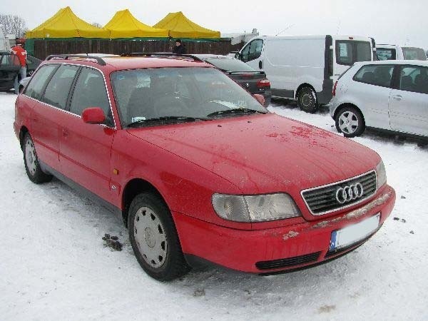Audi A6...