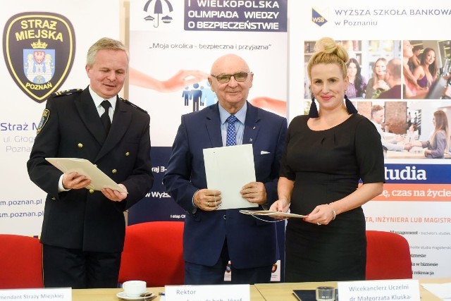 Komendanci straży miejskich i gminnych oraz rektor WSB podpisali porozumienie w sprawie przeprowadzenia I Wielkopolskiej Olimpiady Wiedzy o Bezpieczeństwie