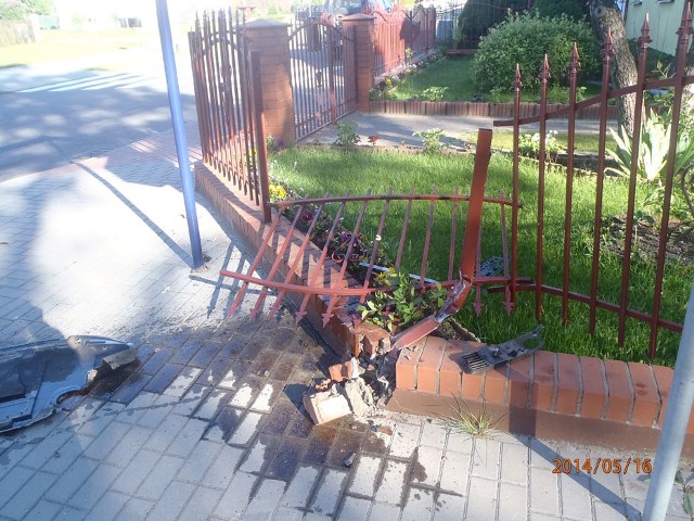 Drawscy policjanci ustalili sprawcę zniszczenia ogrodzenia.