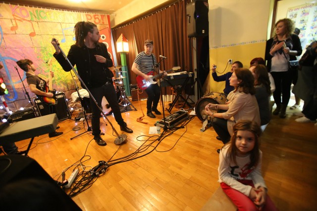 Sztywny Pal Azji w Mysłowicach: Koncert w przedszkolu nr 5