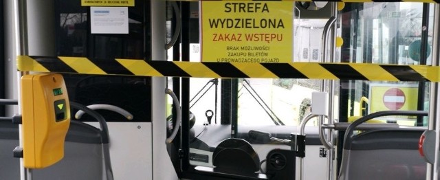 W gorzowskich autobusach wracają strefy bezpieczeństwa.