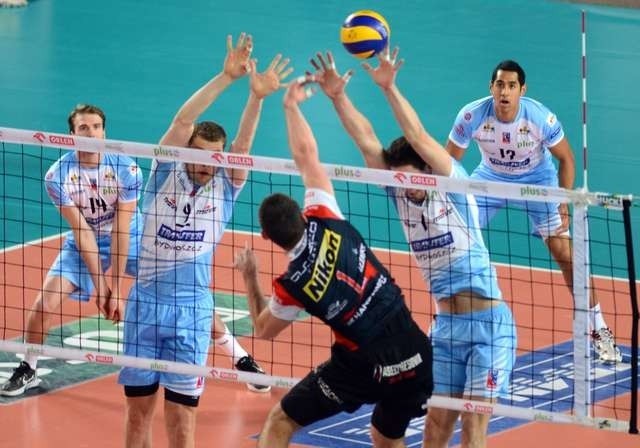 Transfer Bydgoszcz – Asseco Resovia Rzeszów 0:3 (23:25, 19:25, 20:25)Transfer Bydgoszcz – Asseco Resovia Rzeszów 0:3 (23:25, 19:25, 20:25)