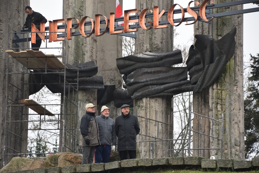 Dziennikarz Andrzej Kłopotowski bronił pomnika przed...