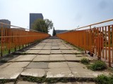 Niebezpieczne kładki na Retkini - popękany beton i przerdzewiałe barierki [zdjęcia]