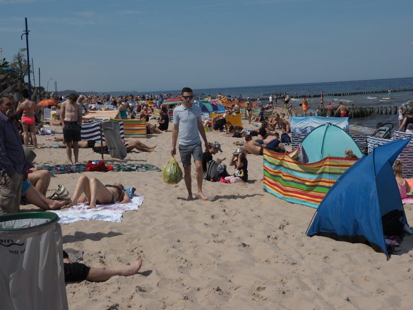 Tak w sobotnie przedpołudnie wyglądała plaża w Mielnie....