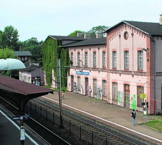 Miasto chciało przejąć dworzec w Dąbrowie G.-Ząbkowicach