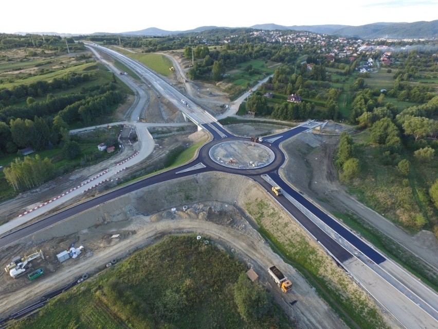 Prace przy budowie obwodnicy Sanoka (DK28) idą pełną parą....