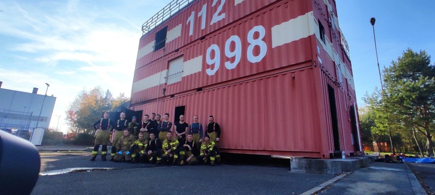 Trzydziestu sześciu strażaków podnosiło na kursach swoje...