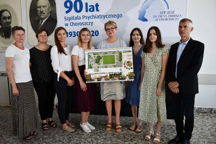 Studentki Politechniki Białostockiej zaprojektowały ogród dla szpitala w Choroszczy (zdjęcia)