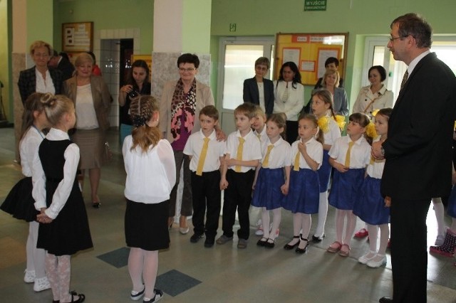 Minister edukacji w KluczborkuMinister Krystyna Szumilas przyjechała do Kluczborka, żeby przekonywać do reformy edukacji.