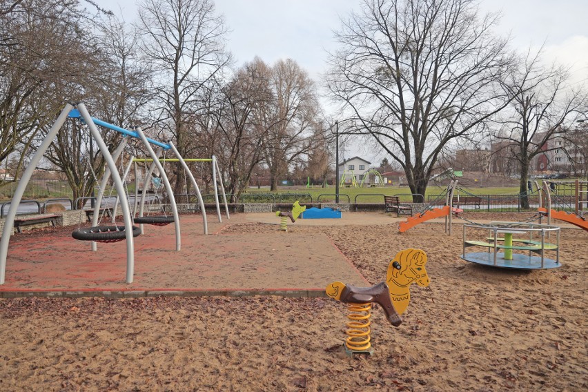 W parku Podolskim urządzono nowy, drugi już plac zabaw.