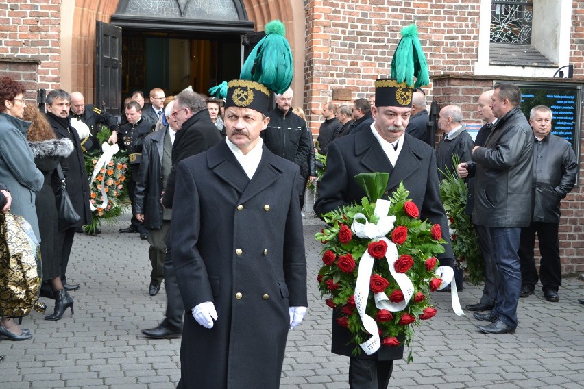 Żory: Pogrzeb Tadeusza Chwałki, przewodniczącego FZZ