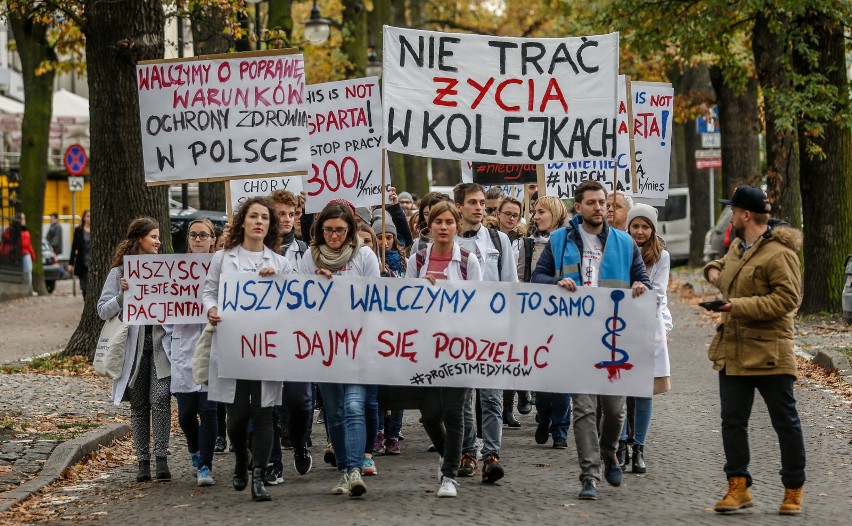 Szpitale w Łódzkiem: Ponad 700 lekarzy wypowiedziało opt-out 