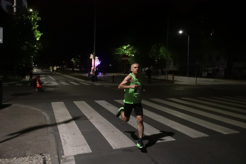 Szczeciński Bieg Nocny. Za nami trzecia edycja wydarzenia [CZĘŚĆ DRUGA ZDJĘĆ]