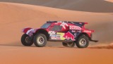 Małysz i Dąbrowski na starcie Rajdu Dakar w nowych samochodach (WIDEO)