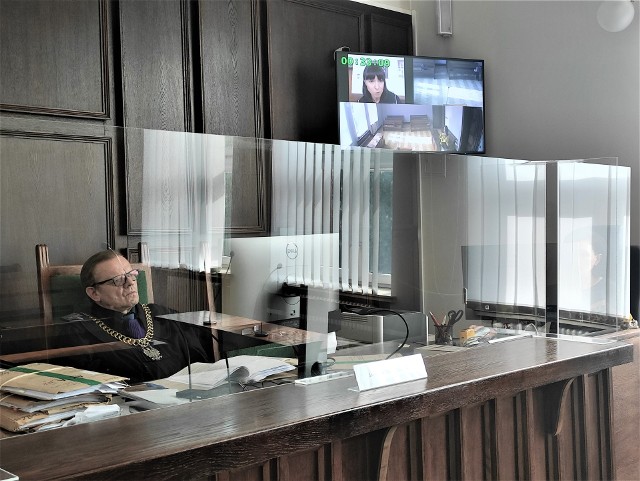 Ostatnia rozprawa przed Sądem Apelacyjnym w Białymstoku odbyła się w trybie zdalnym. Białostocki oddział GDDKiA reprezentuje Prokuratoria Generalna