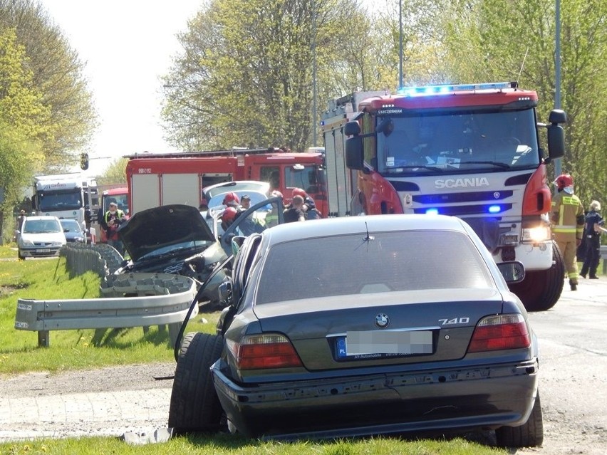 Wypadek na trasie Słupsk- Ustka we Włynkówku. Droga była zablokowana. 14-latka odwieziona do szpitala