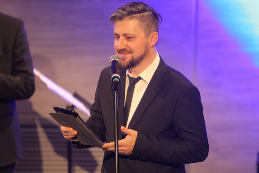 Poznań: Prezydent Jacek Jaśkowiak wyróżnił Wielką Złotą Pieczęcią Jacka Rutkowskiego