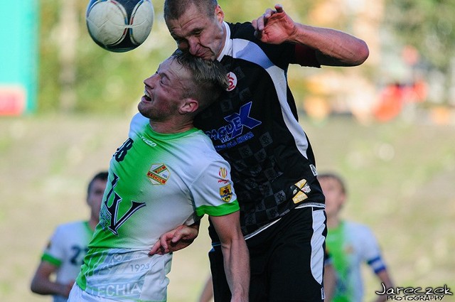 Łódzki Klub Sportowy drugi raz z rzędu wygrywa na wyjeździe. Tym razem podopieczni Andrzeja Kretka pokonali Lechię Tomaszów Mazowiecki.