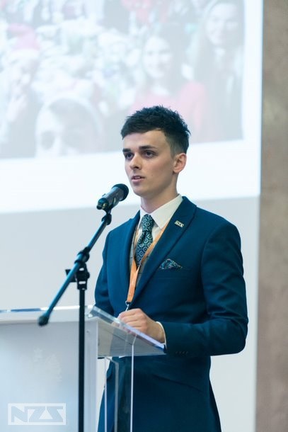 W dniu 8 sierpnia wybrane zostały nowe władze Niezależnego Zrzeszenia Studentów. Po raz pierwszy w 40-letniej historii NZS przewodniczącym został Krzysztof Białas, student socjologii z Rzeszowa.