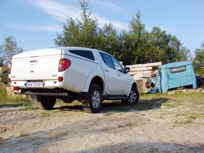 Mitsubishi L200 Storm  Fot: Przemysła Pepla