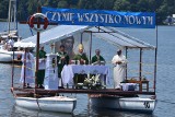 Msza święta na wodzie w Rybniku. Modlono się za żeglarzy oraz za tych, którzy odeszli. W nabożeństwie uczestniczyły tłumy wiernych