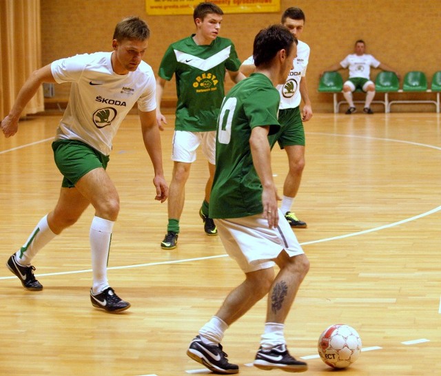 Migawka z meczu Gresta - Skoda (6:5), który zdecydował o 5. miejscu w I lidze