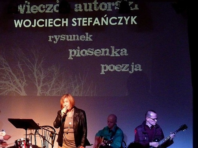 Wieczór uwieńczył przegląd piosenki Wojciecha Stefańczyka.
