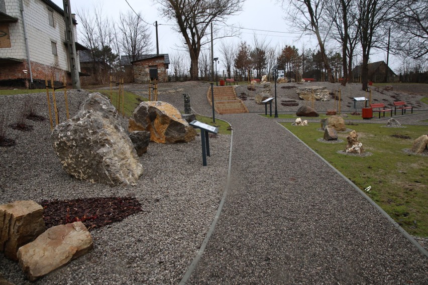 W Łagowie powstało wyjątkowe lapidarium. Tu dowiesz się, jakie geologiczne skarby kryje ta ziemia
