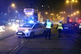 Wypadek przy mostach Warszawskich. Nie jeżdżą tramwaje (ZDJĘCIA)