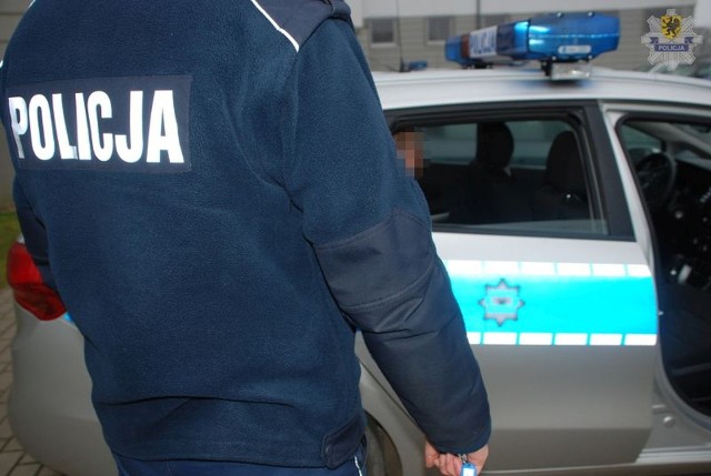 W Tucholi 59-letni kierowca próbował wręczyć policjantom łapówkę
