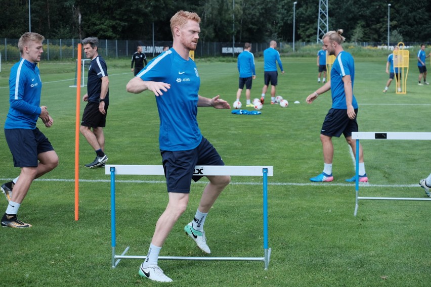 Trening piłkarzy Lecha Poznań przed meczem z Arką Gdynia