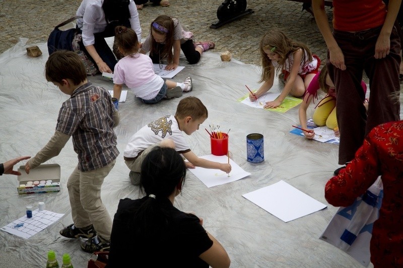 Dzieci rysowały synagogę i Gwiazdę Dawida [FOTO]