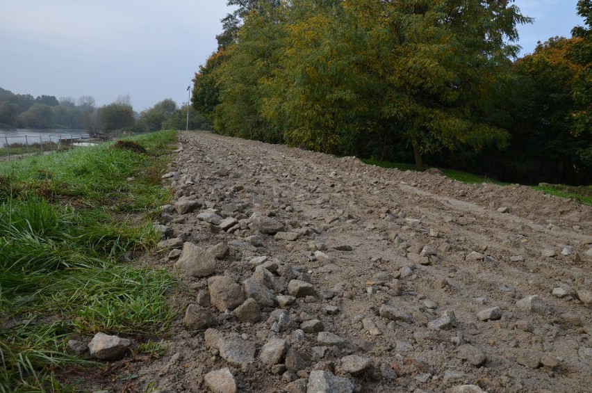 Trwa remont na grobli Szczytnicko-Bartoszowickiej