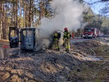 Bus stanął w płomieniach na drodze w gminie Ruda Maleniecka. Kierowca nie dał rady sam ugasić ognia