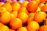 Z jakiego powodu warto jeść pomarańcze. To owoce, które wspierają nasz układ odpornościowy i nie tylko