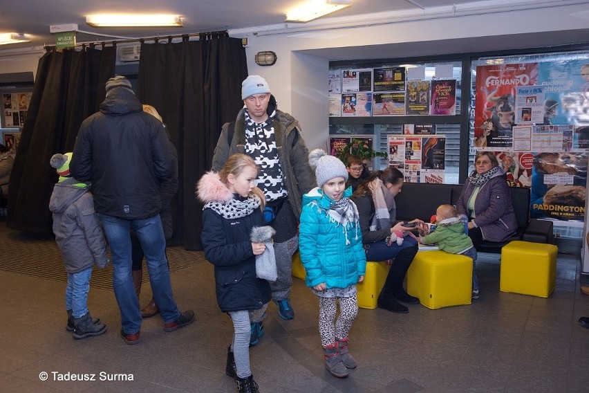 Stargardzkie Dzieciaki Kinomaniaki obejrzały w SCK ostatnią bajkę w tym roku. Była to fantastyczna komedia muzyczna pt. "Ratujmy Mikołaja"