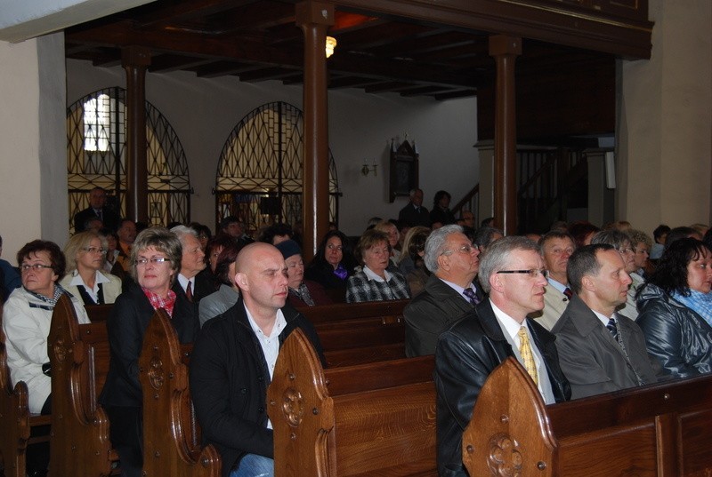 Spotkanie po latach rozpoczęto w kościele Podwyższenia...
