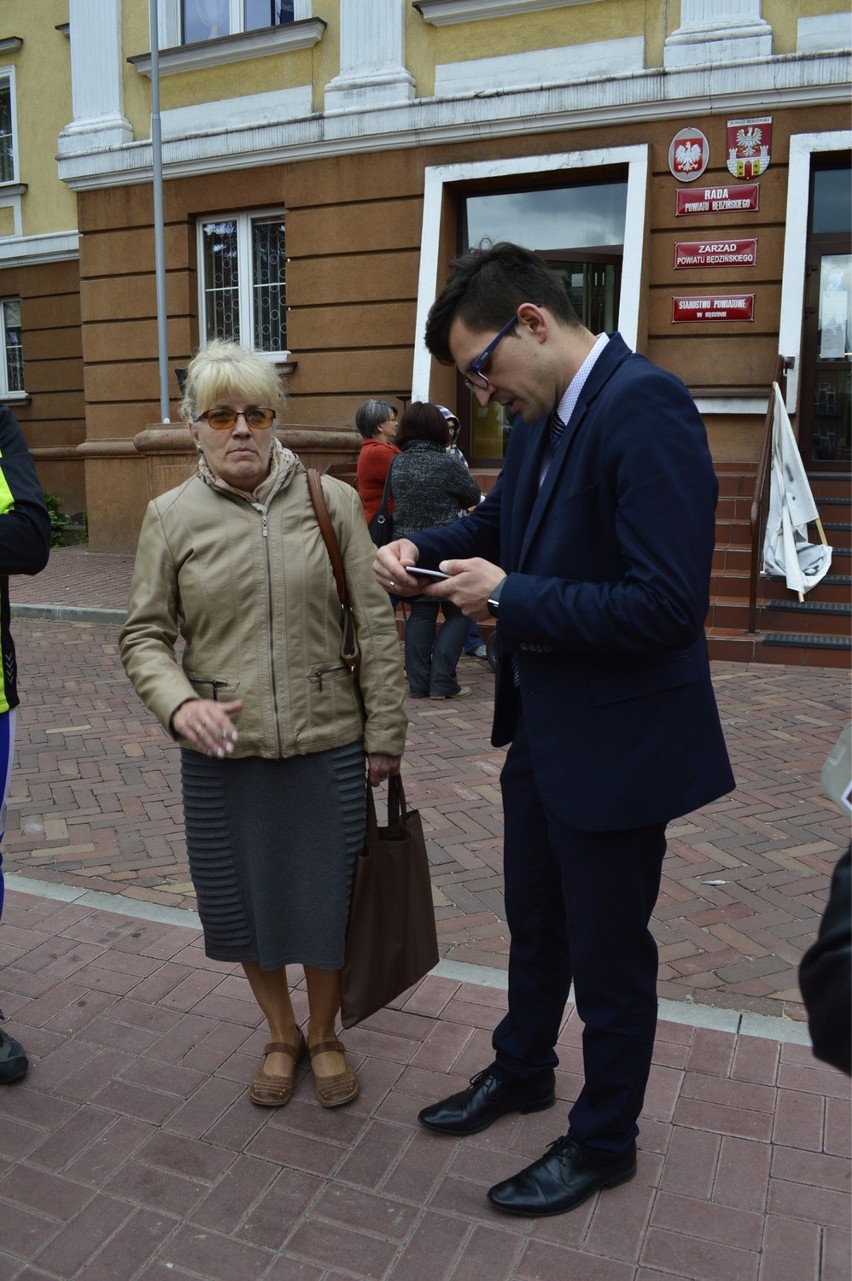 Protest przeciwko likwidacji Teatru Dzieci Zagłębia